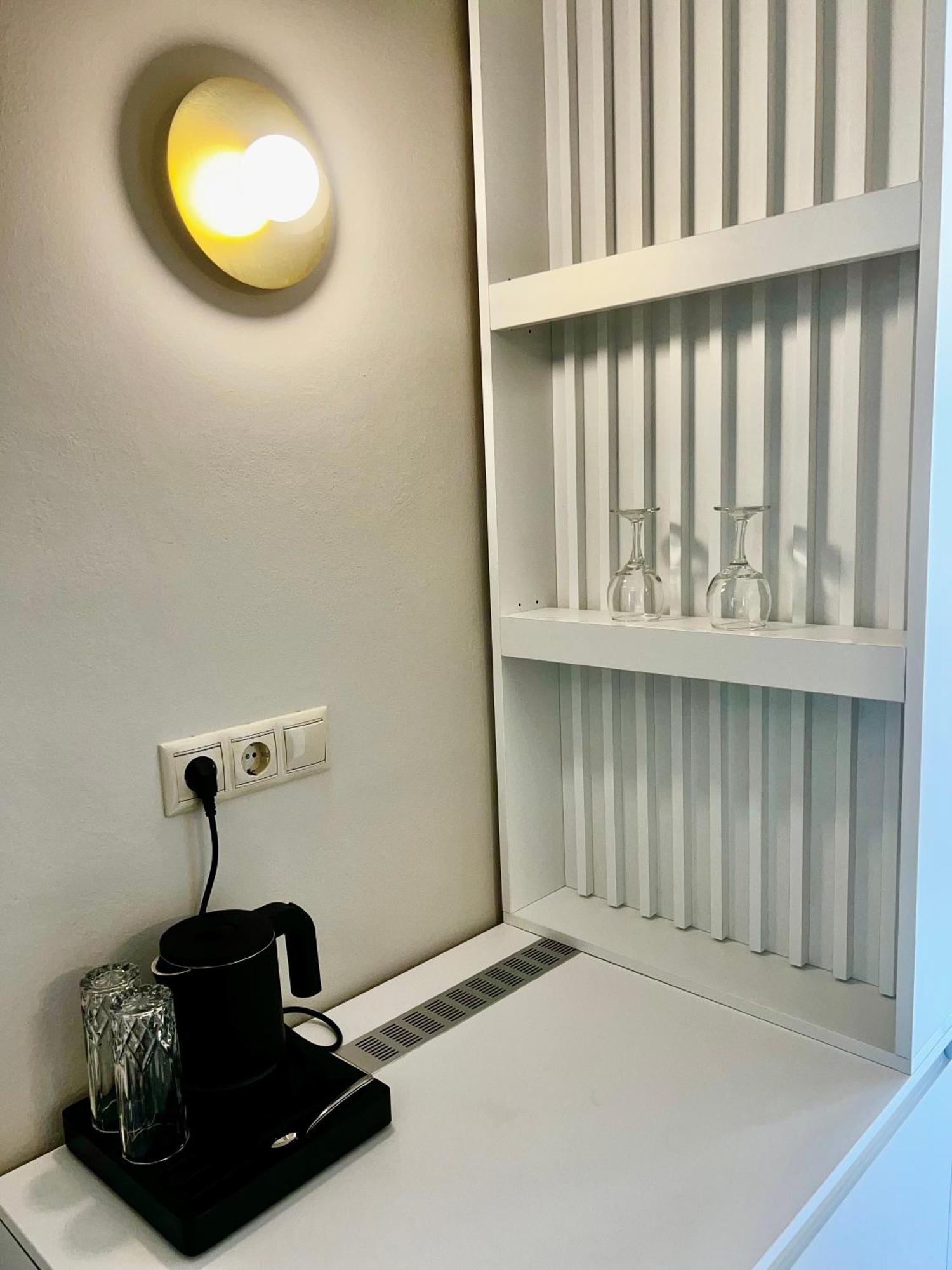 Eva Hotel 2*