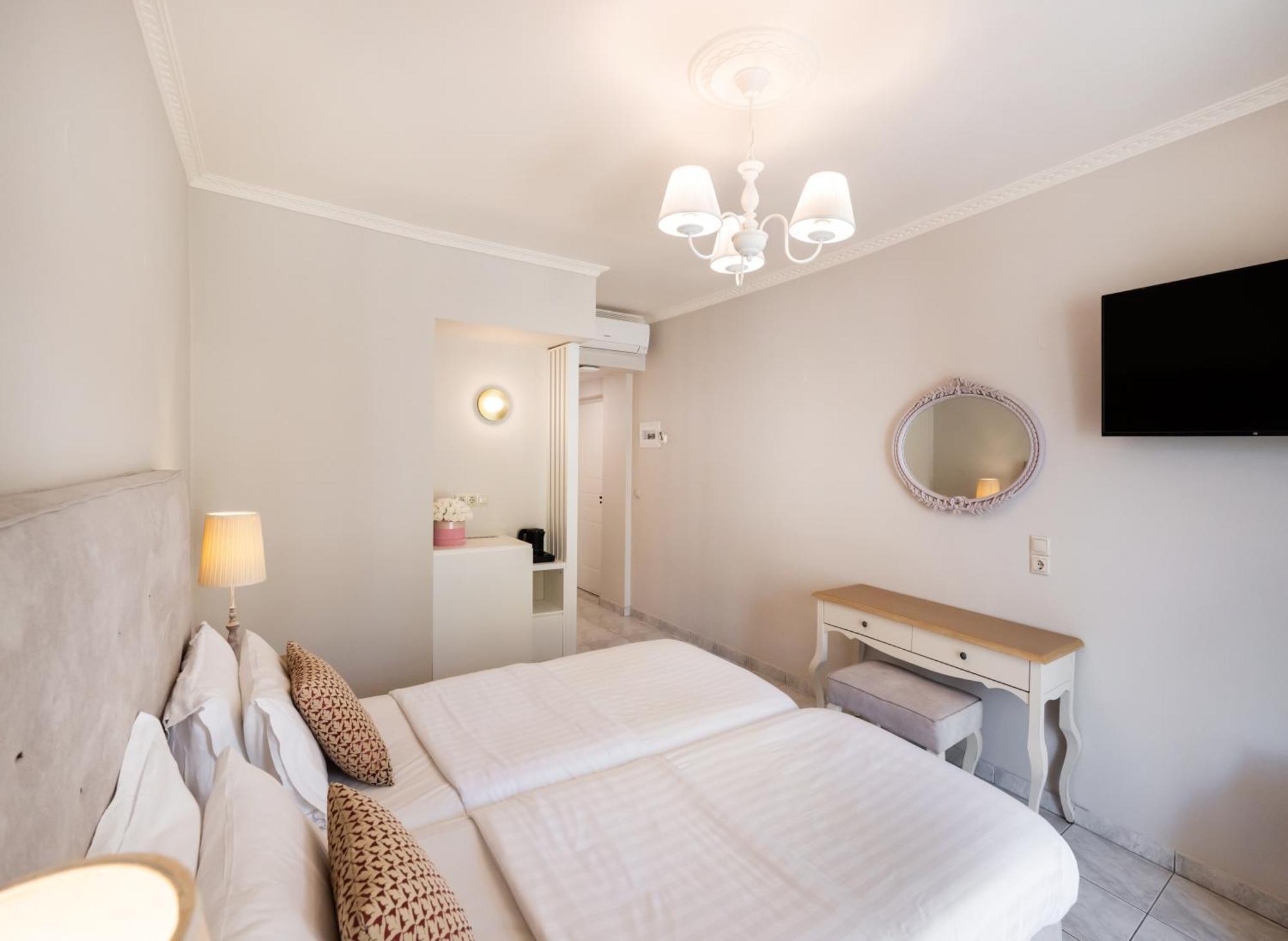 Eva Lefkada Hotel